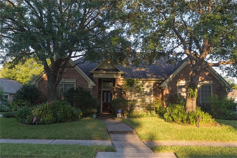 1st image of 16310 Heather Bend Ct