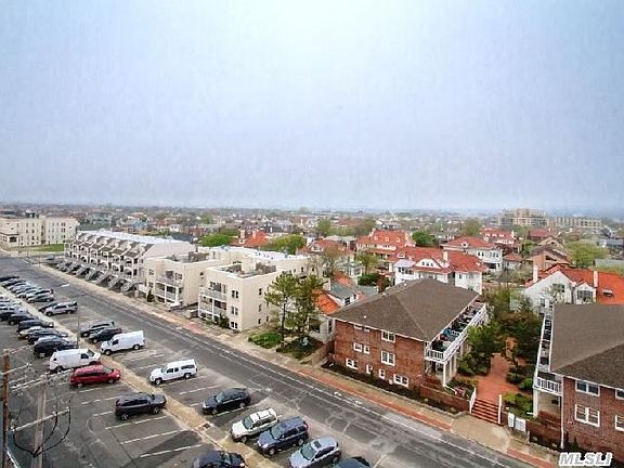 3rd image of 230 West Broadway