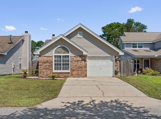 1721 Colonial Ct, Fort Walton Beach, FL 32547