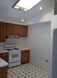 3rd image of 27005 Lamdin Ave