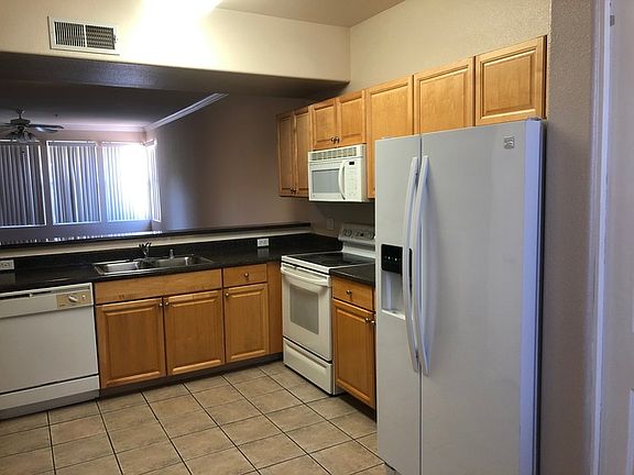 4th image of 19777 N 76th St APT 3227