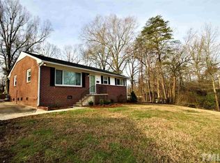 418 Fay Ct, Burlington, NC 27217