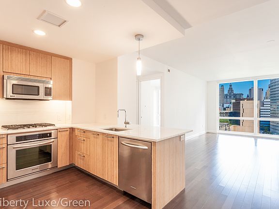 3rd image of 200 N End Ave APT 3h