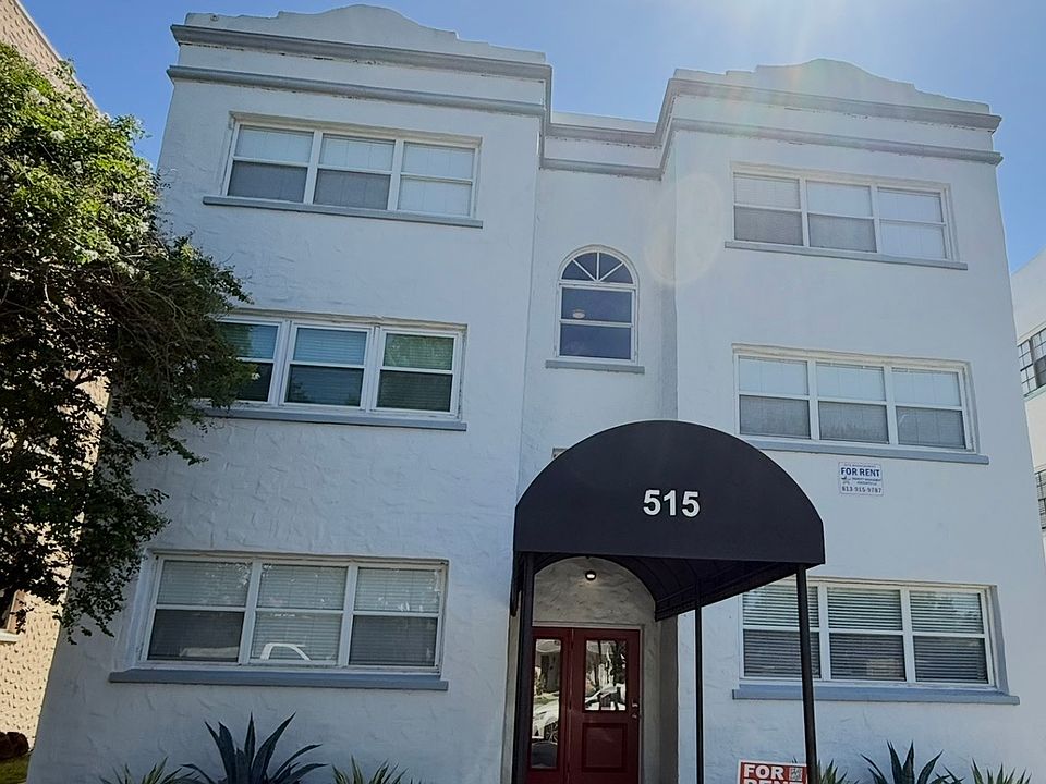 1st image of 515 Columbia Dr APT 3