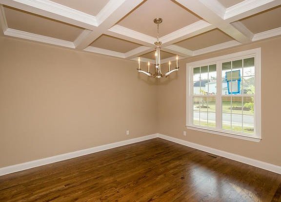 4th image of 1619 Davenport Dr