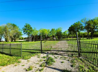 483 County Rd, Lavon, TX 75166