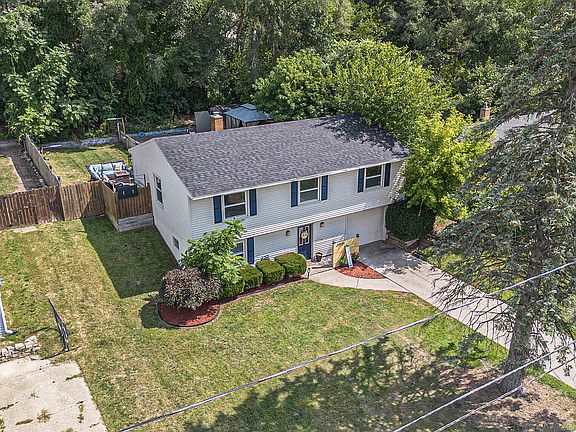 2nd image of 4930 Burgis Ave SE