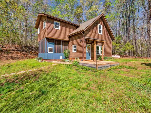 285 N Old Buncombe Rd, Travelers Rest, SC 29690