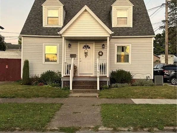 510 S 6th St, Coshocton, OH 43812