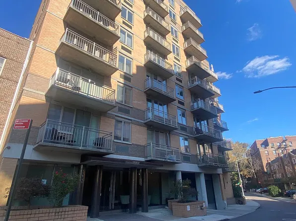 116-11 Curzon Rd #3F, Richmond Hill, NY 11418