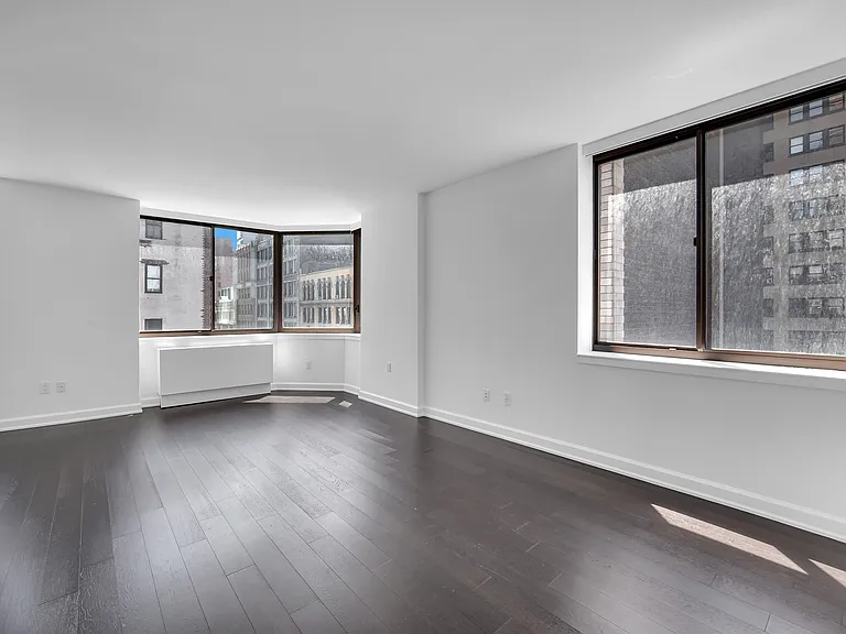 77 W 24th St #5B — Photo 5