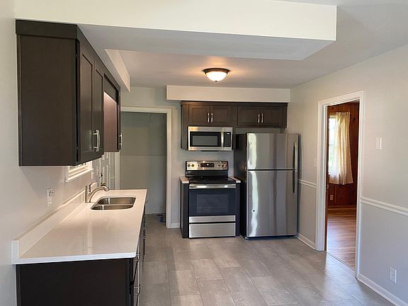 4th image of 47 Hillsboro Rd