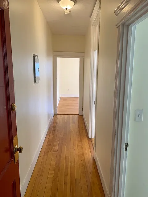 2 bed, 700 sqft, $2,450 — Photo 3