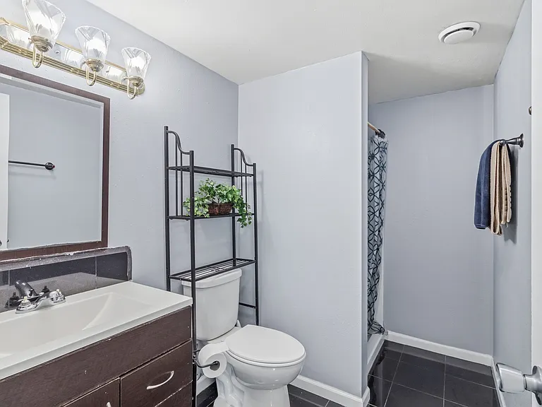 5021 Camden Rd — Photo 9