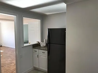 2 Middle St #3 — Photo 2