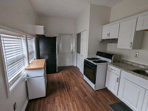 115 2nd Ave SE