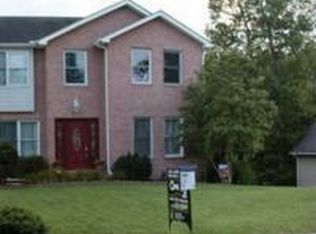 5036 King Richard Ct, Ashland, KY 41101