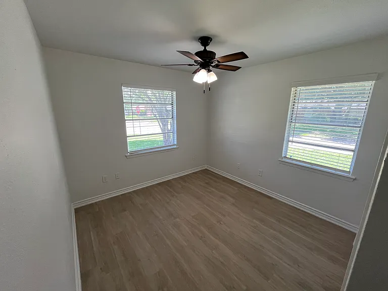 1027 Caladium Dr — Photo 22
