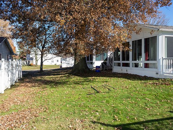 5th image of 3548 Aberdeen Ave #3548