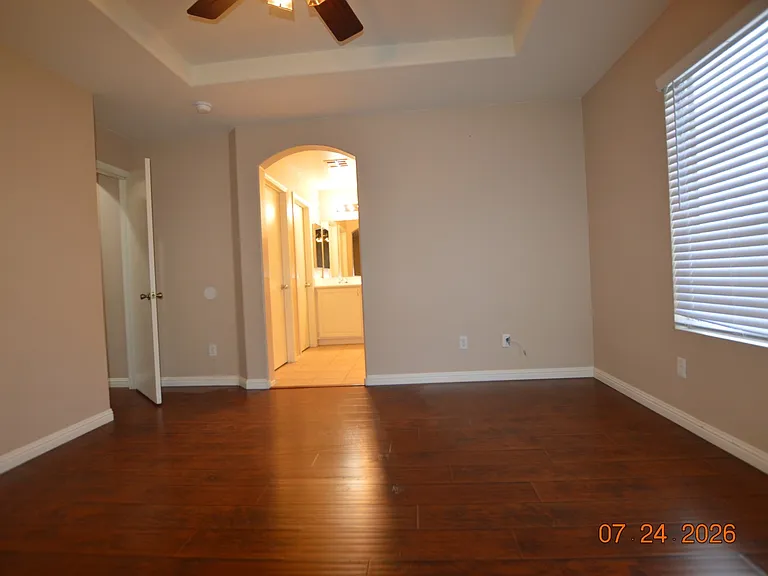 10656 Primrose Arbor Ave — Photo 14