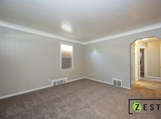 8262 Rosemont Ave, Detroit, MI 48228