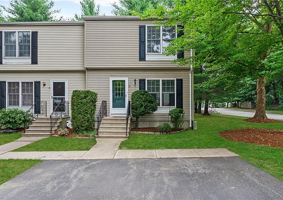1st image of 17 Riverwoods Ct