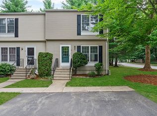 17 Riverwoods Ct, Rumford, RI 02916