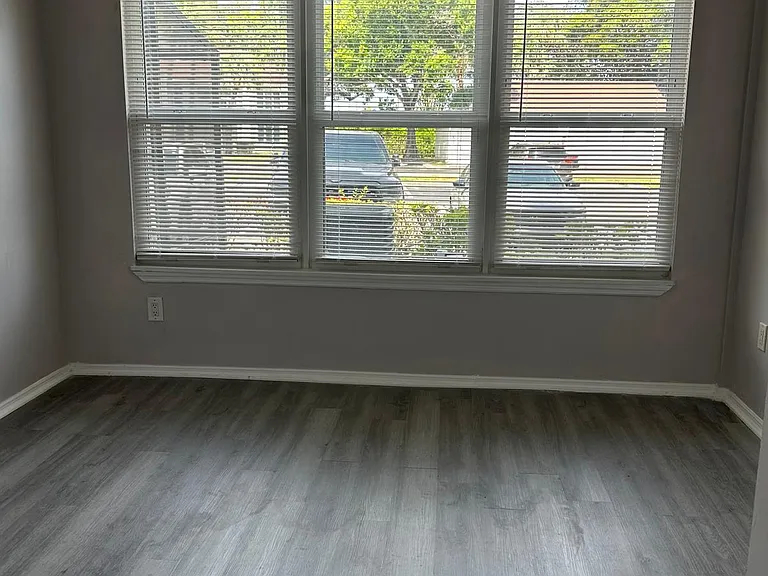 2311 N Congress Ave #15 — Photo 10