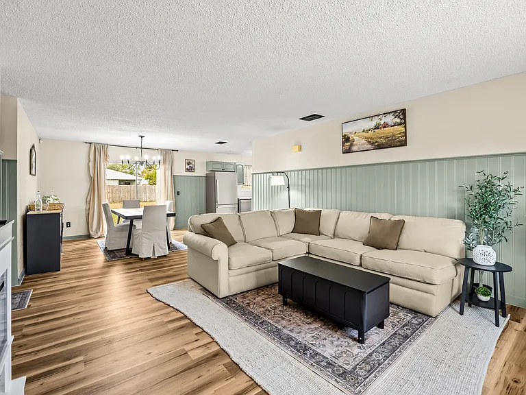 3165 SE East Blackwell Dr — Photo 32