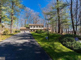 11905 Viewcrest Ter, Silver Spring, MD 20902