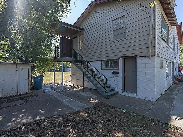2 bed, 920 sqft, $850 — Photo 4