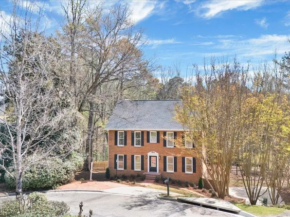3201 Berkeley Ln, Birmingham, AL 35242