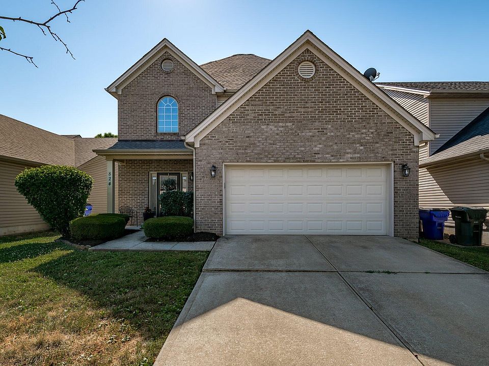 1st image of 824 Winding Oak Trl