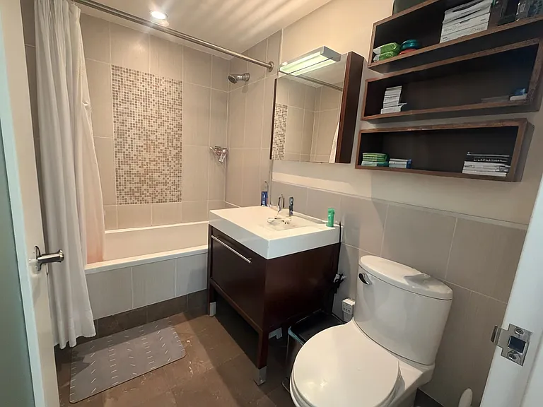 225 E 34th St #18F — Photo 4