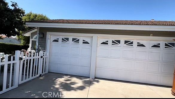 1st image of 2901 Greenbriar Dr