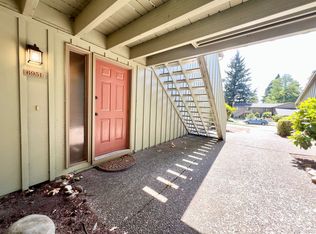 6951 SW Montauk Cir, Lake Oswego, OR 97035