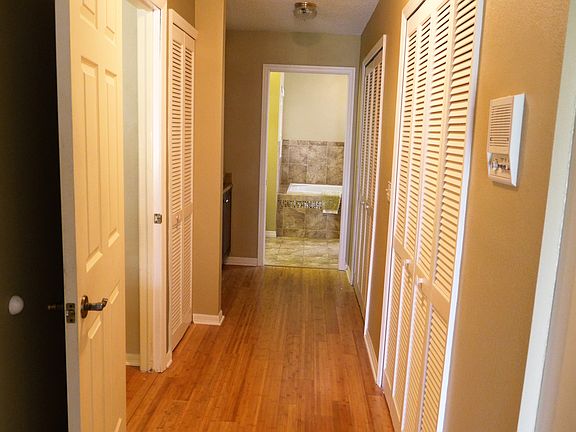 5th image of 2299 Ekana Dr