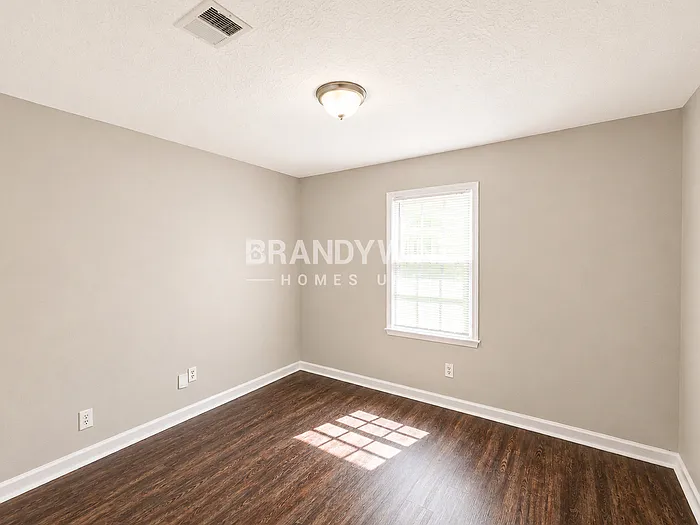 7626 Didwell Ct — Photo 14
