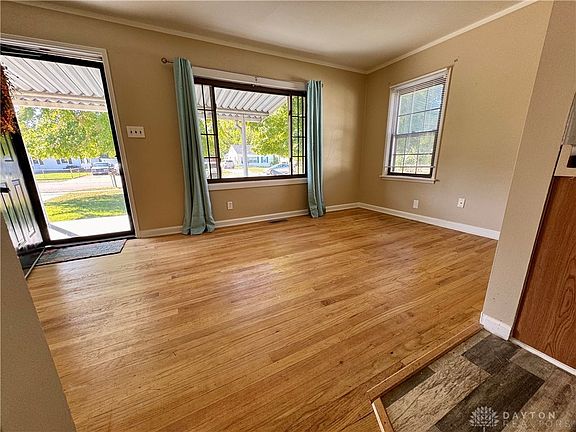 4th image of 2203 Hawthorne St