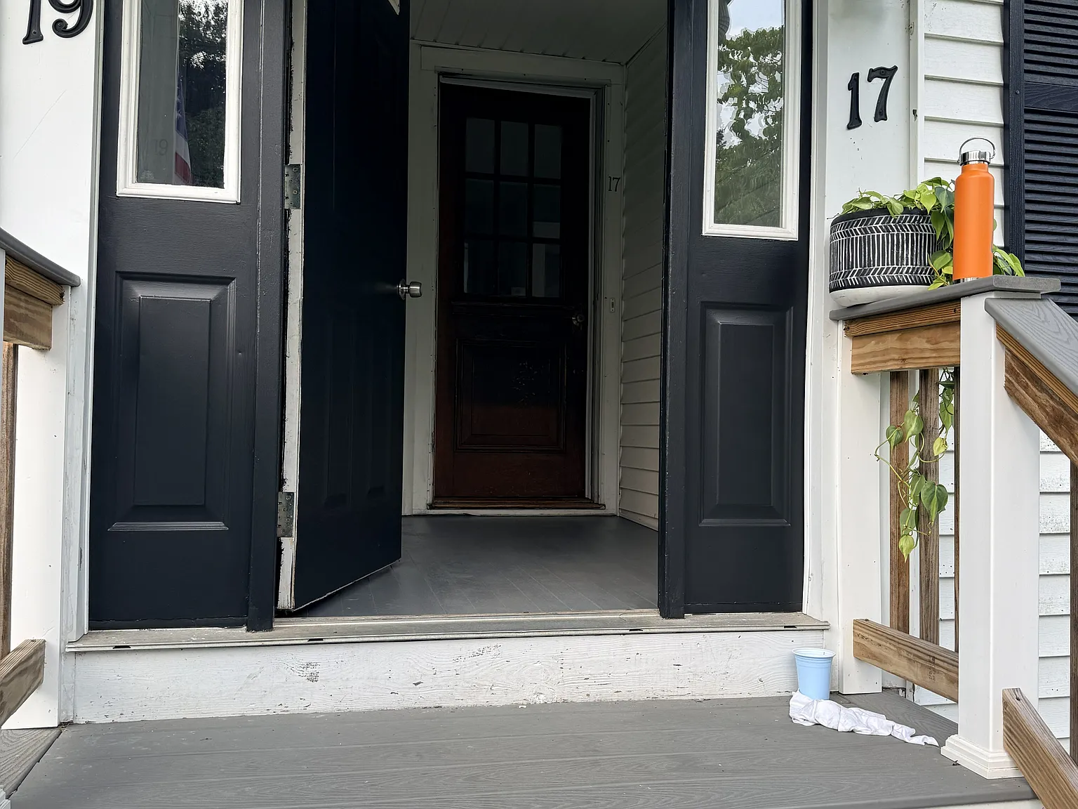 4 bed, 1188 sqft, $3,200 — Photo 2