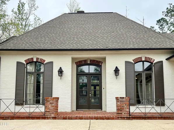 7359 Live Oak Way, Pass Christian, MS 39571