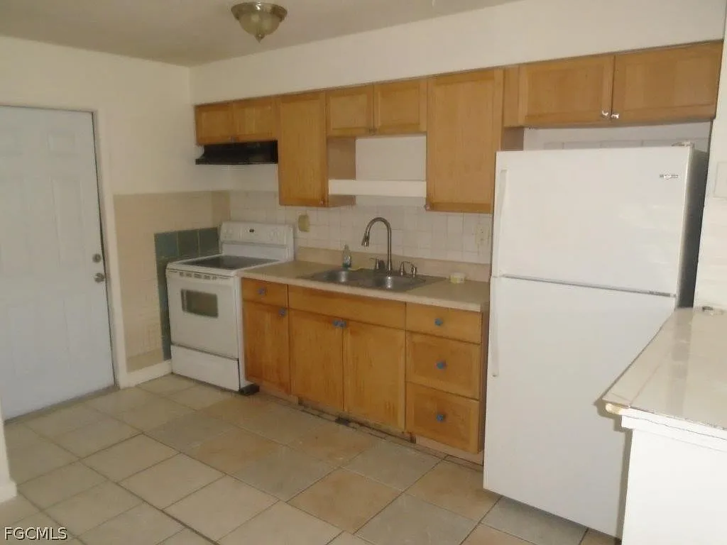 2 bed, 1.0 bath, 800 sqft, $1,295 — Photo 4