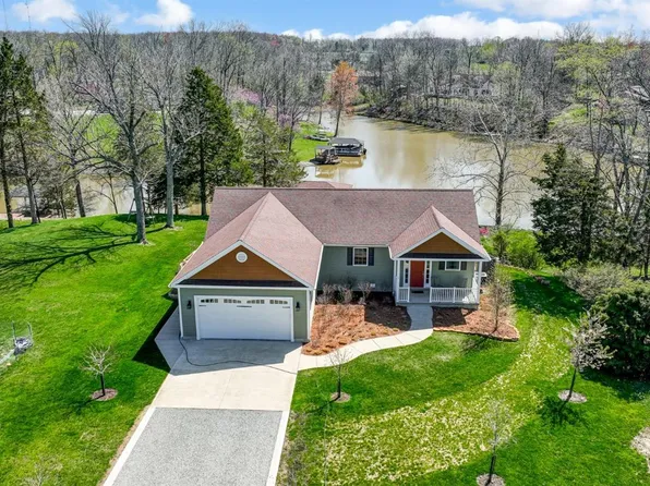 54 Indian Dr, Lake Waynoka, OH 45171