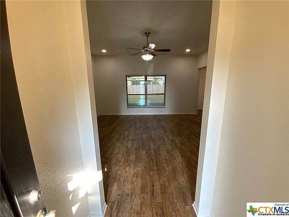 5th image of 1217 Jamestown Dr
