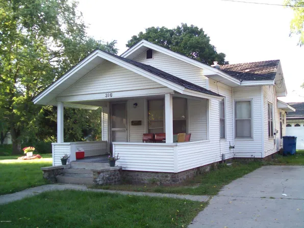 316 Arthur St, Albion, MI 49224