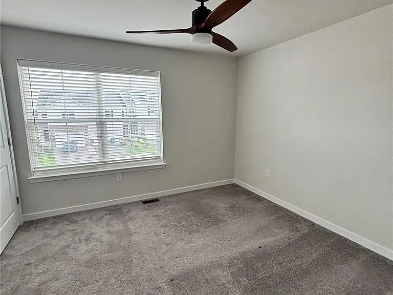 7569 Clayton Ave — Photo 16