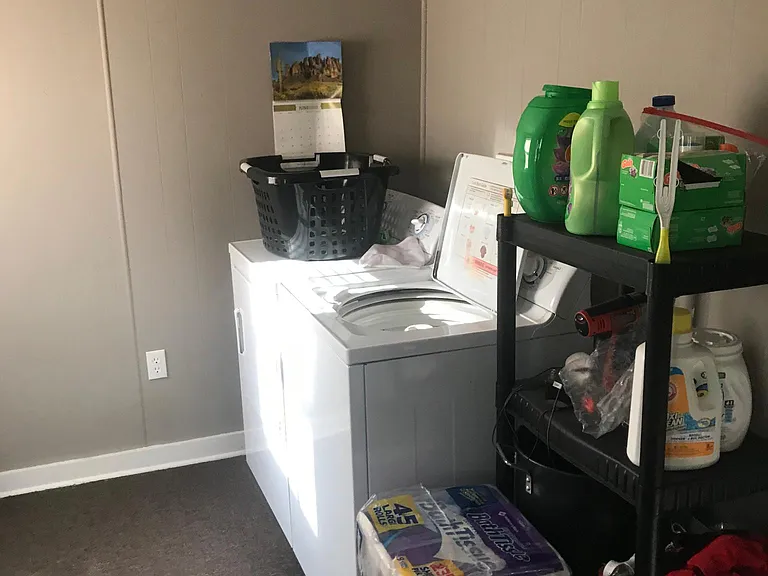 Mudroom/Laundry Room