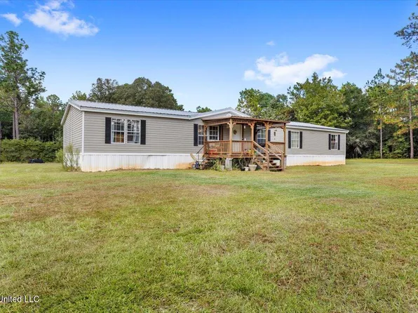 158 Emmanuel Dr, Lucedale, MS 39452