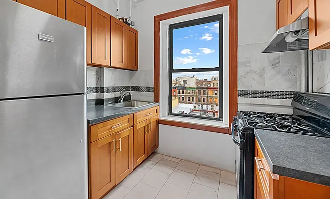 Rented by REAL New York | media 3