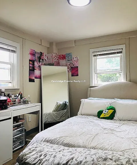 74 Thorndike St — Photo 1